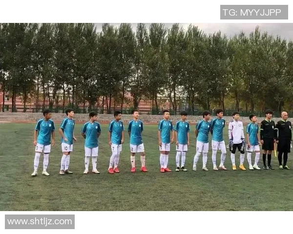 齐齐哈尔足球队奋勇争先力争佳绩展现青春风采与团队精神 齐齐哈尔足球队奋勇争先力争佳绩展现青春风采与团队精神